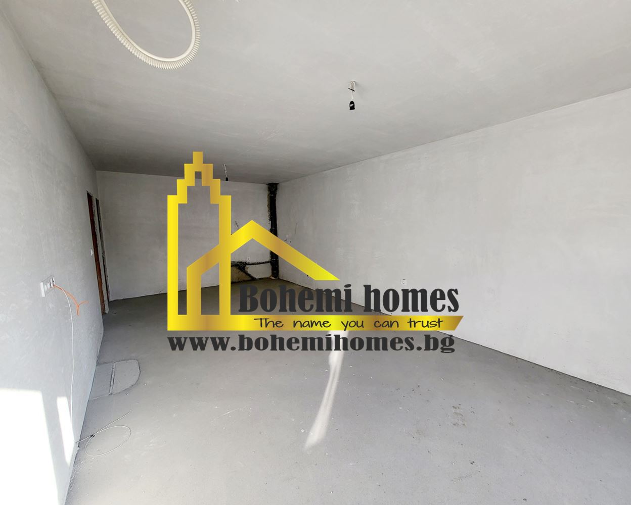 Продажба на Нов Двустаен Апартамент с Паркимясто в Модерна Бутикова Сграда в Коматево | Пловдив - 0