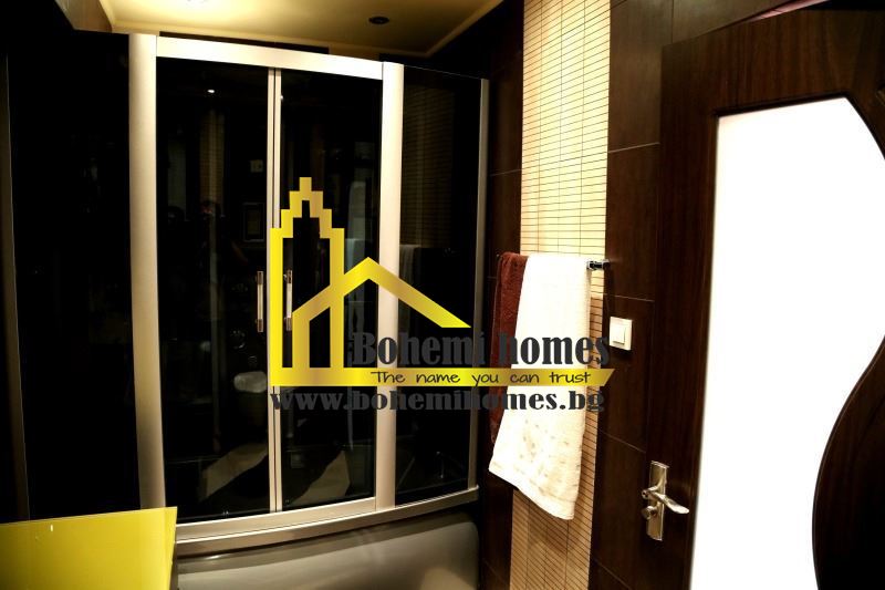 Продажба на луксозен двустаен апартамент в модерна сграда в квартал Кючук Париж | Пловдив - 0