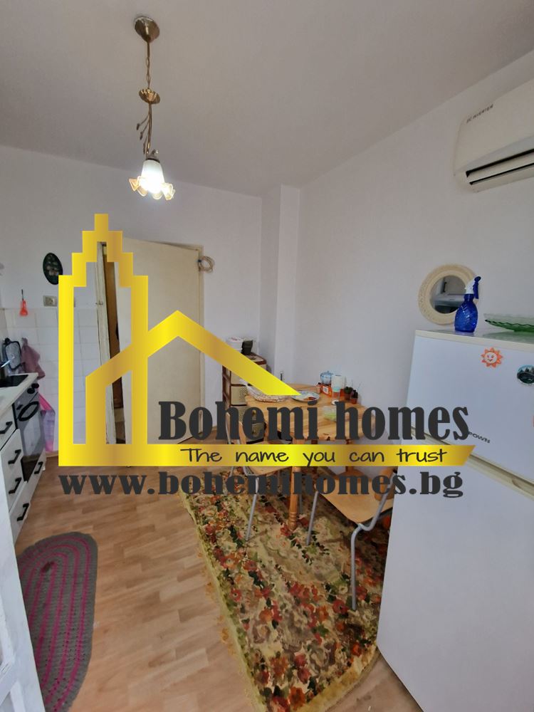 Продажба на Двустаен Апартамент с потенциал за преустройство в Тристаен в Каменица 2 | Пловдив - 0