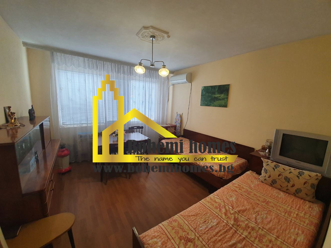 Продава Тристаен Апартамент с Четири Отделни Помещения до Мол Пловдив в Смирненски - 0