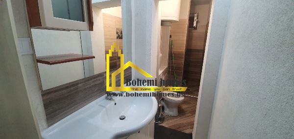 Продава Панорамен Двустаен Апартамент с Три Отделни Помещения в Кършияка | Пловдив - 0