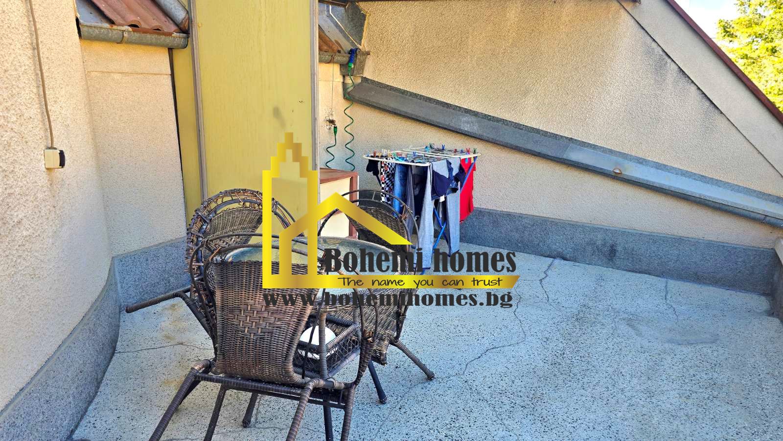 Продава Обзаведен Четиристаен Мезонет с Голяма Тераса до Кино Фламинго В Мараша | Пловдив - 0