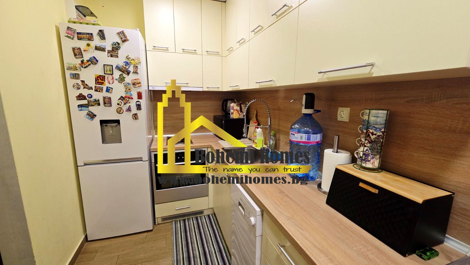 Продава Ексклузивно Двустаен Обзаведен Апартамент в Кючук Париж/Пловдив - 0