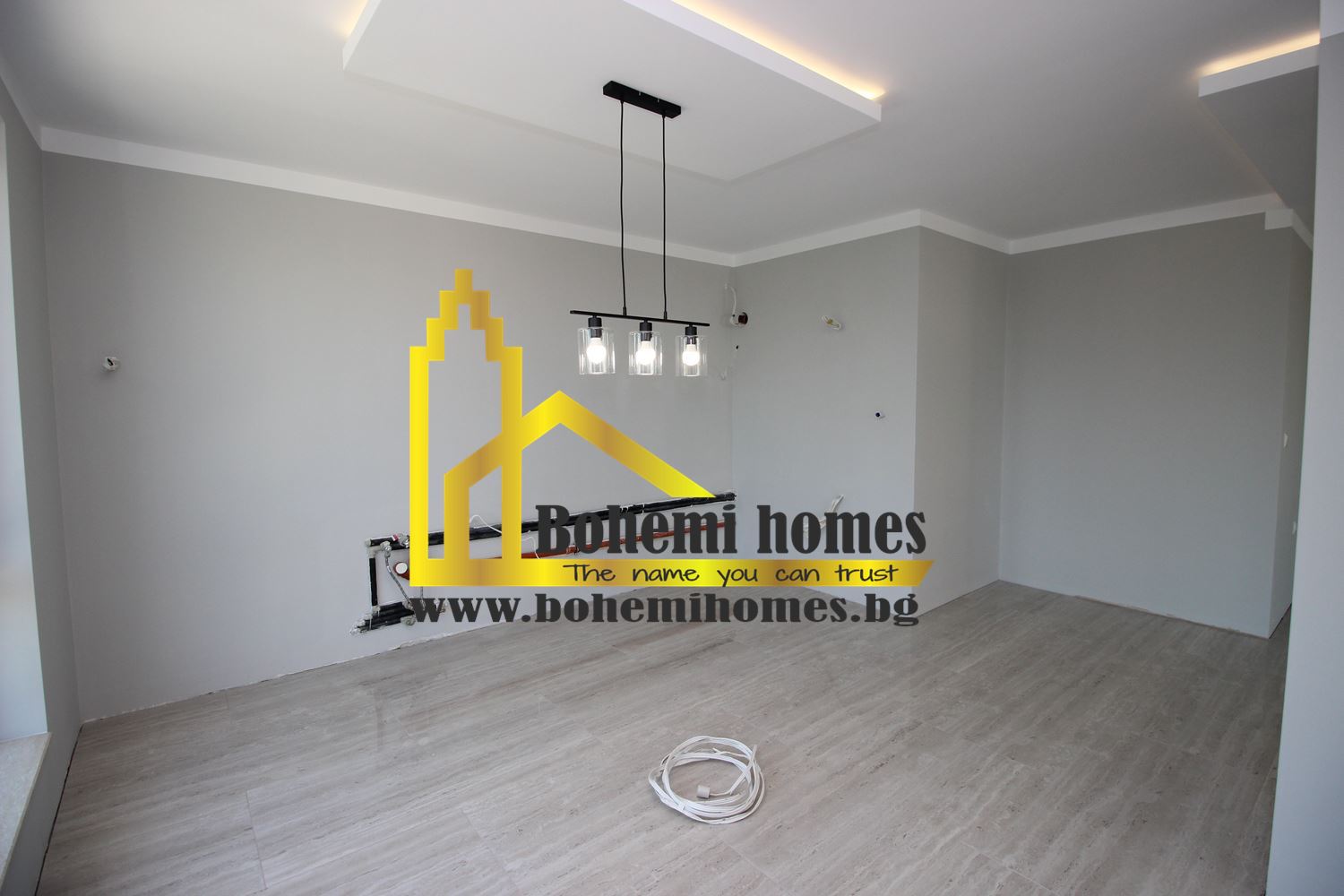 Нов Четиристаен Апартамент До Ключ с Два Гаража в Кючук Париж | Пловдив - 0