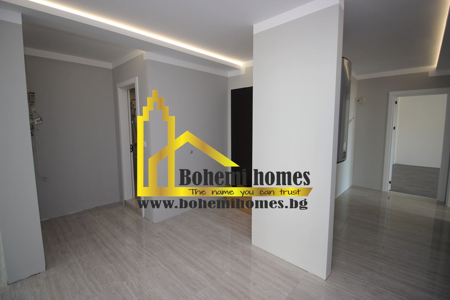 Нов Четиристаен Апартамент До Ключ с Два Гаража в Кючук Париж | Пловдив - 0