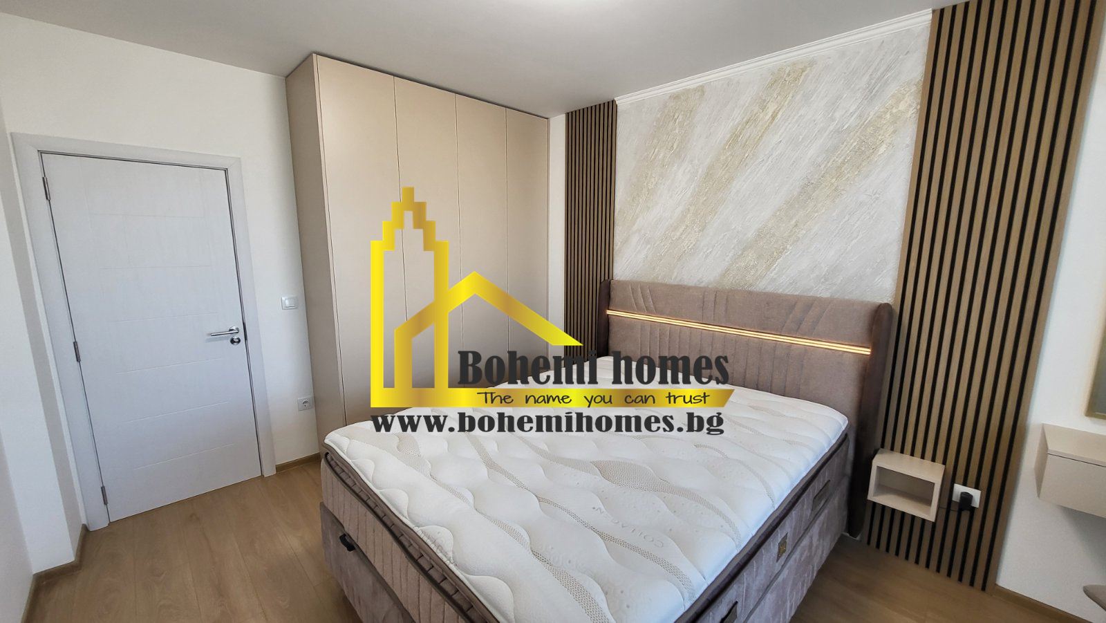 Продава Луксозен Двустаен Апартамент До Кауфланд в Кючук Париж | Пловдив - 0