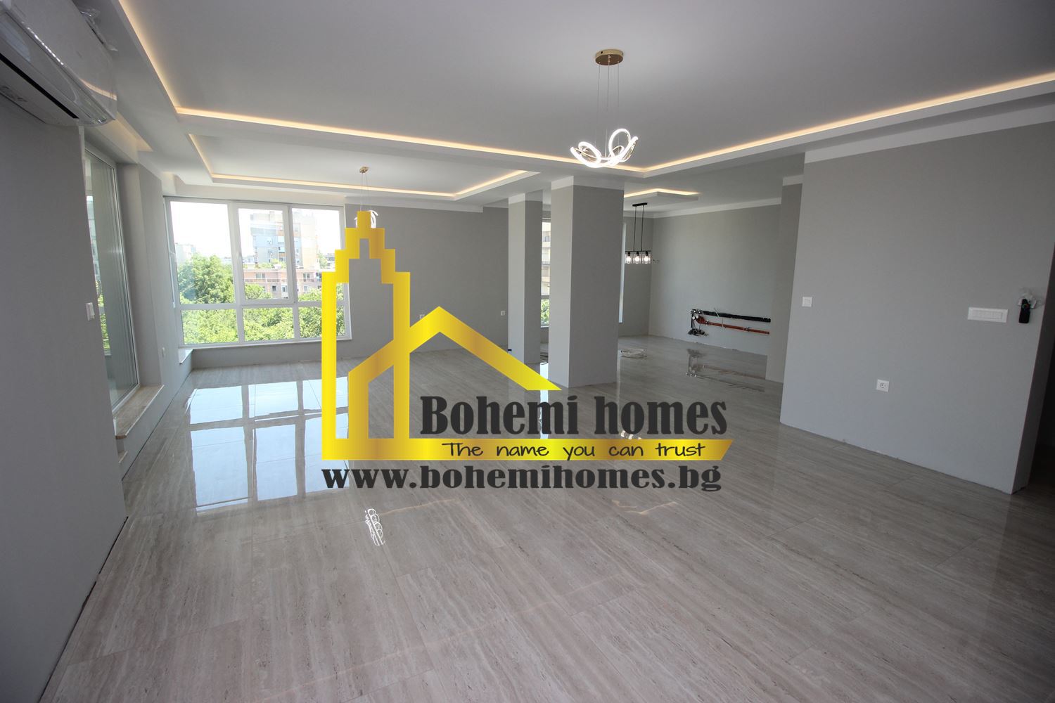 Нов Четиристаен Апартамент До Ключ с Два Гаража в Кючук Париж | Пловдив - 0