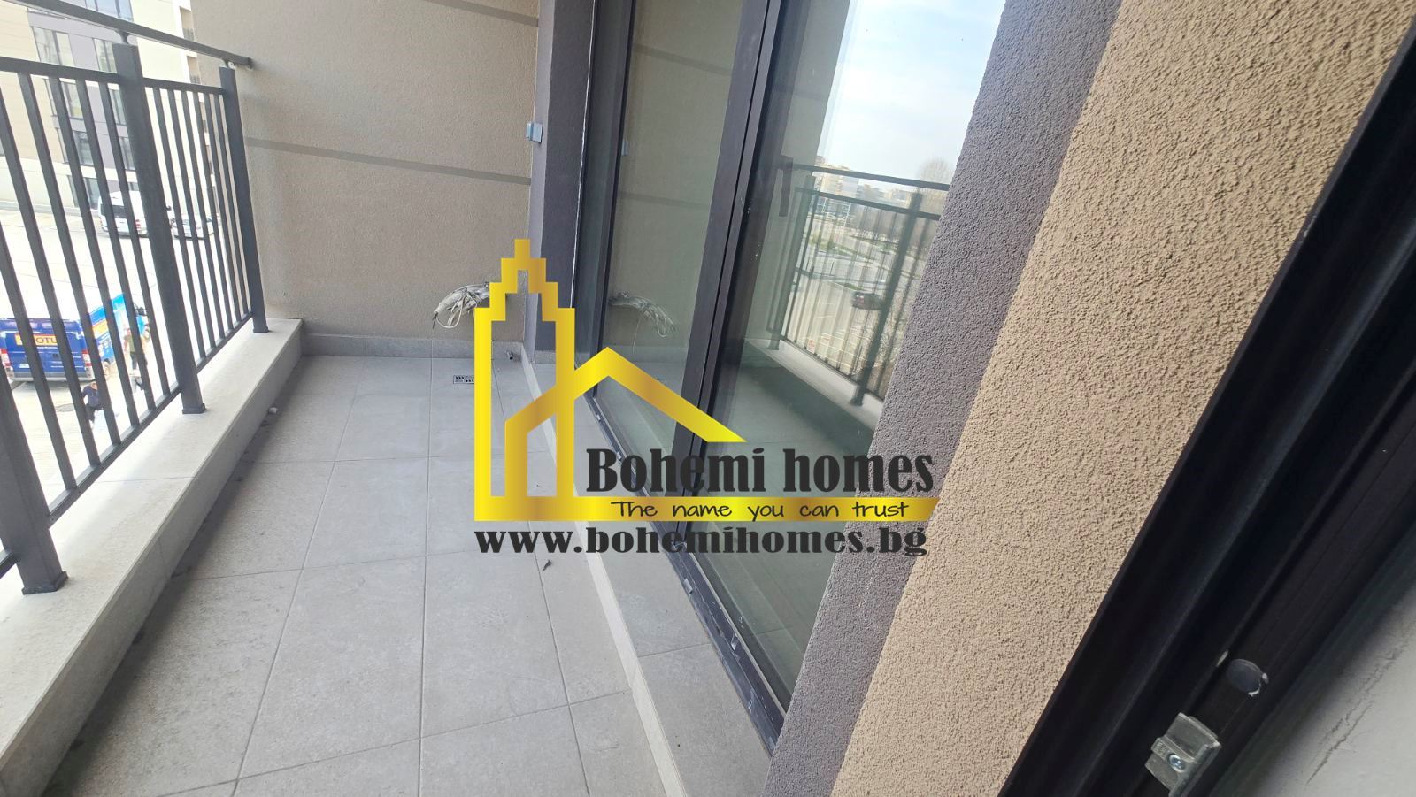 Продава Двустаен Апартамент с Акт 16 с Опция за паркомясто в Резиденшъл Парк в кв.Тракия/Пловдив - 0