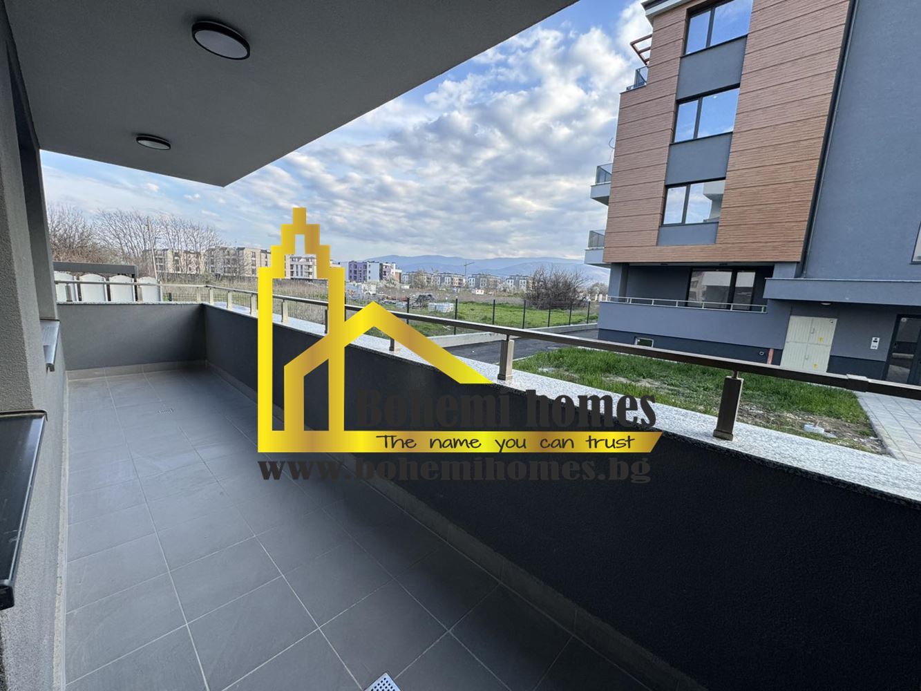 Чисто Нов Обзаведен Двустаен Апртамент в Остромила | Пловдив - 0