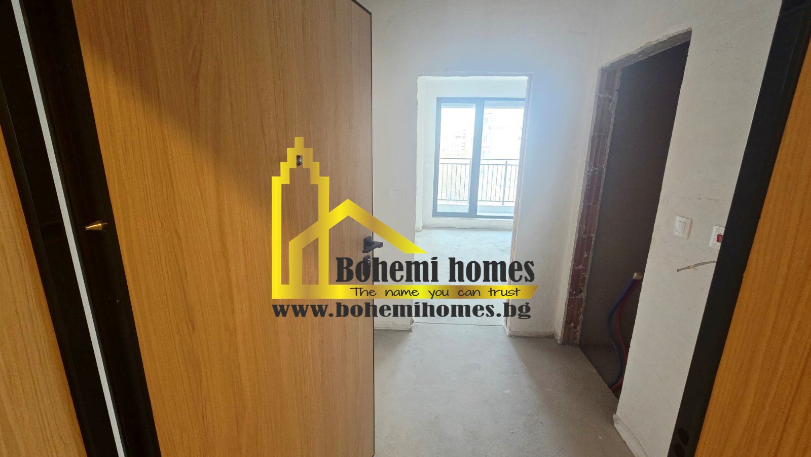 Продава Двустаен Апартамент с Акт 16 и Двойно Паркомясто в Резиденшъл Парк в кв.Тракия/Пловдив - 0