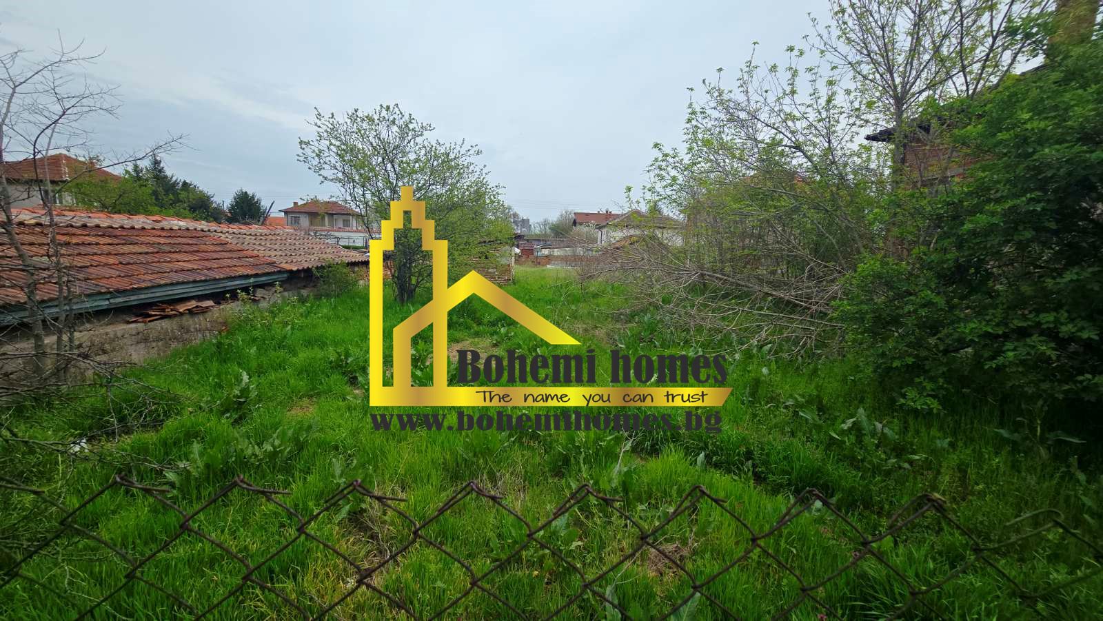 Продава Масивна Къща с Двор до Гарата в с.Поповица(Община Садово),Област Пловдив - 0