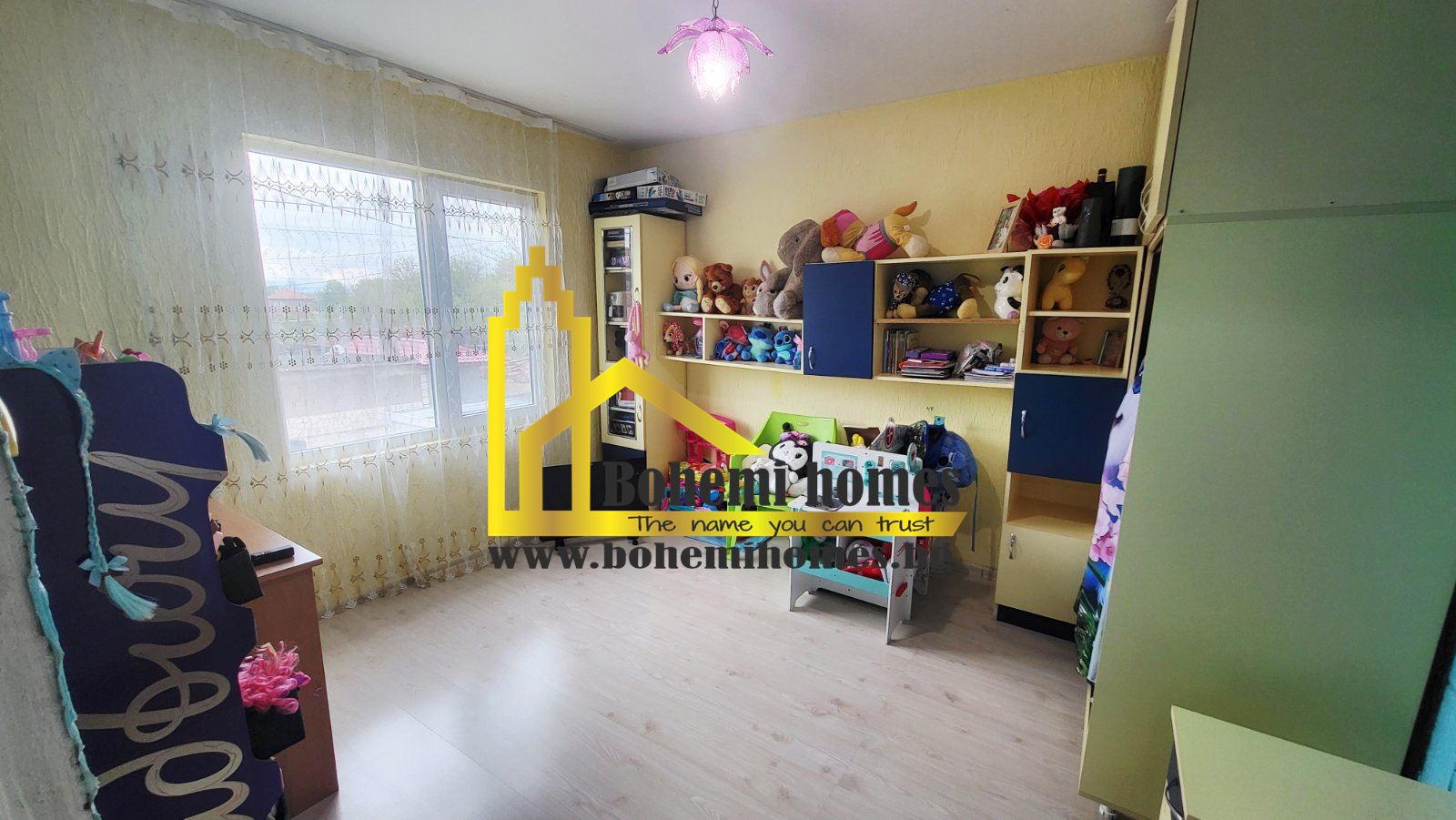 Продава двуетажна Къща с двор в село Царимир на 20 мин от Пловдив - 0